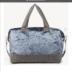 Meet your Posher, Denise